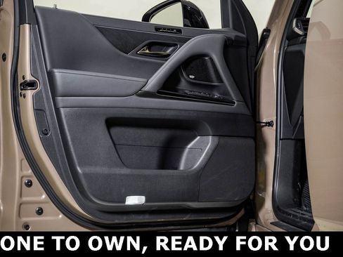 Used 2025 Lexus LX 700h Overtrail image 30