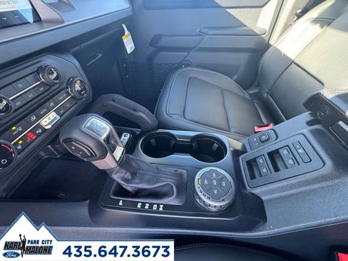 New 2025 Ford Bronco Outer Banks w/ Sasquatch Package AWD/4WD image 45
