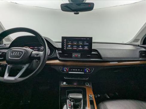 Used 2021 Audi Q5 e Premium Plus w/ Premium Plus Package image 25