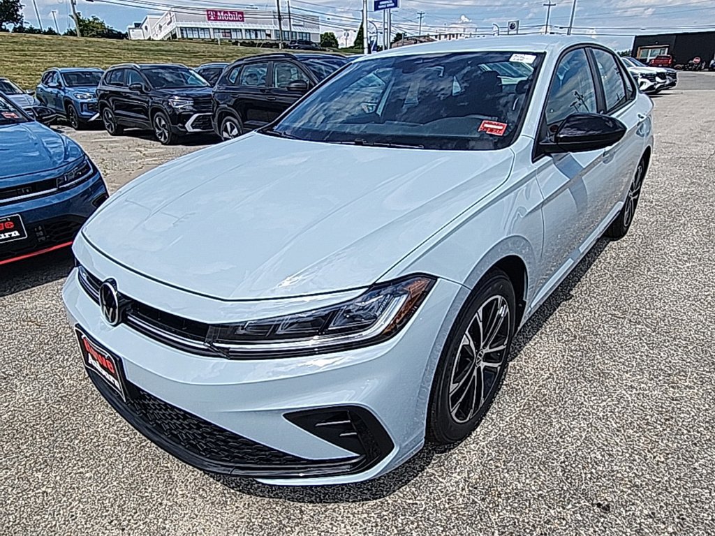 New 2026 Volkswagen Jetta Sport FWD image 3