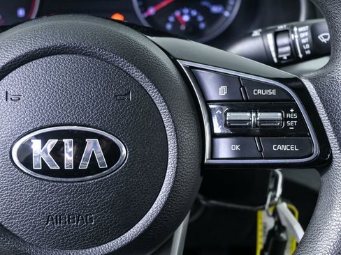 Used 2019 Kia Forte LXS image 10