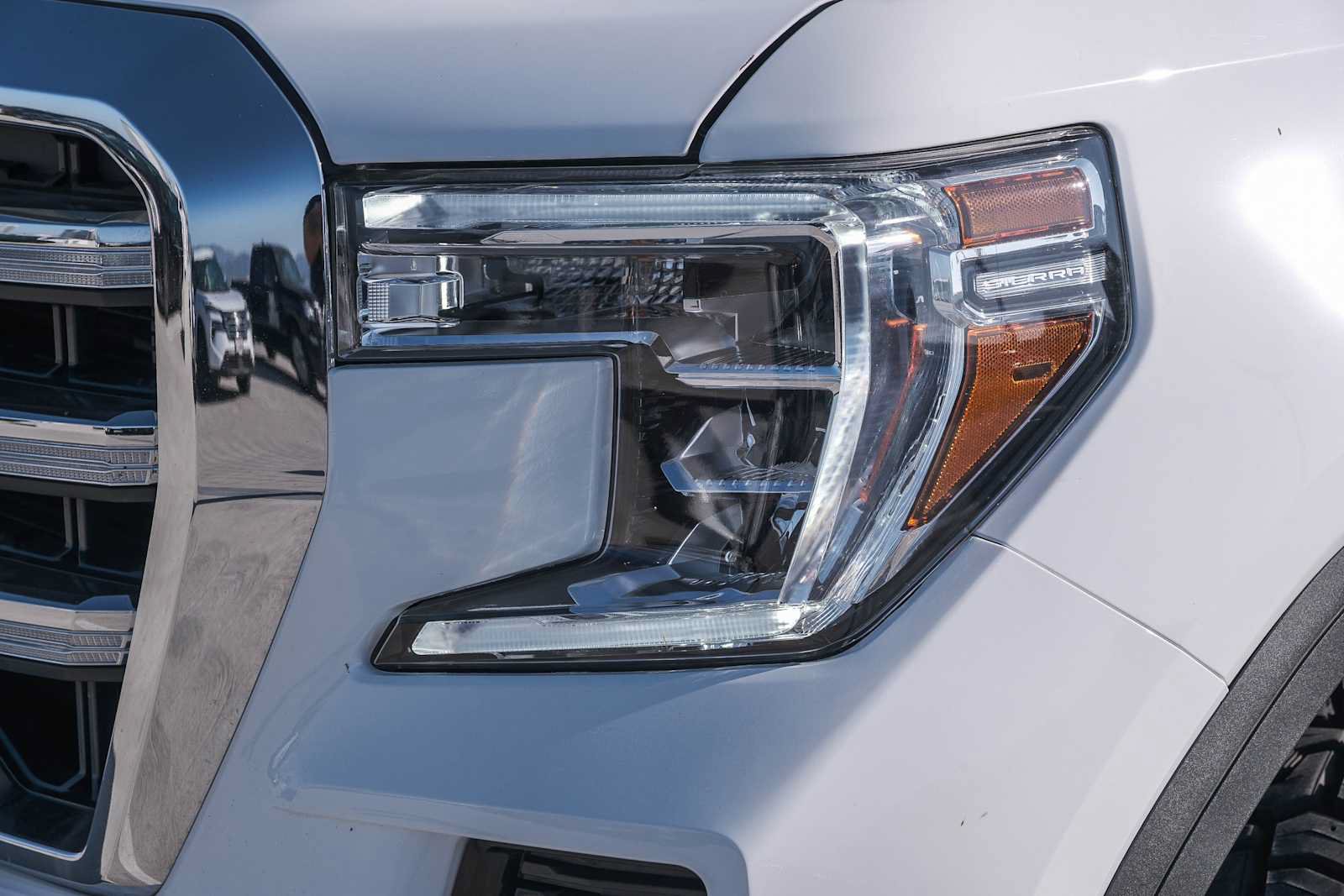 Used 2022 GMC Sierra 1500 SLE AWD/4WD image 12