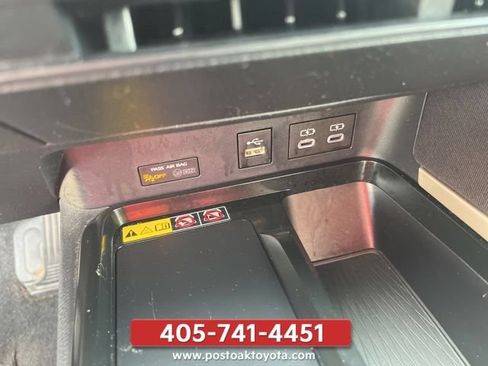 Used 2025 Toyota Camry LE FWD image 15