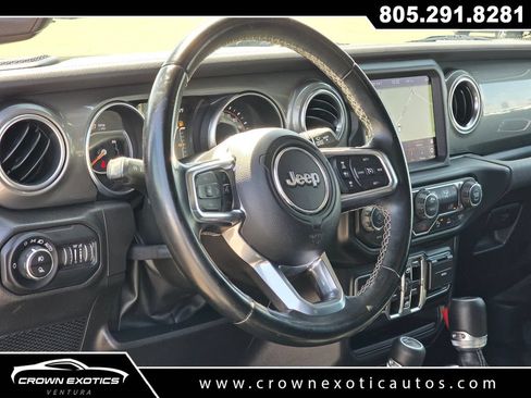 Used 2022 Jeep Gladiator Overland w/ Safety Group AWD/4WD image 23