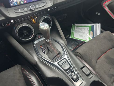Used 2022 Chevrolet Camaro ZL1 image 21
