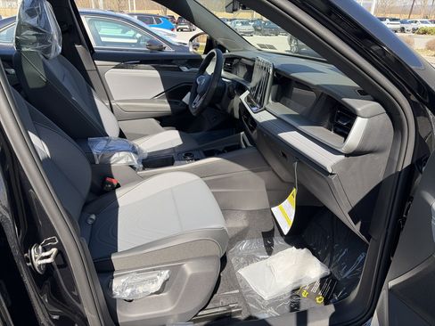 New 2026 Volkswagen Tiguan SE R-Line AWD/4WD image 27