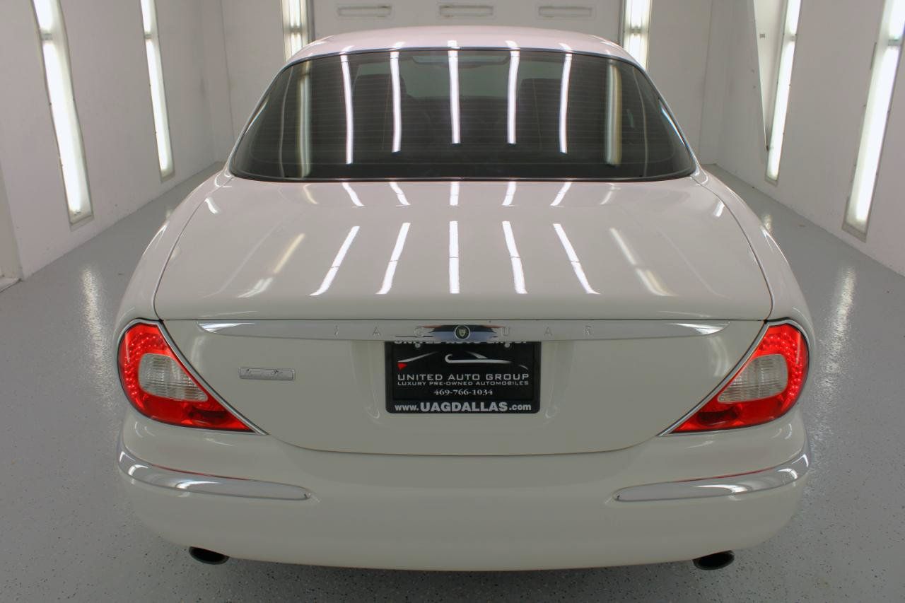 Used 2005 Jaguar XJ Vanden Plas RWD image 9
