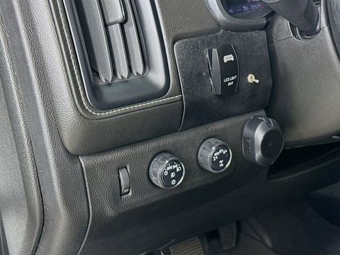 Used 2019 GMC Canyon Denali image 12