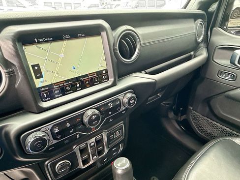 Used 2023 Jeep Wrangler Unlimited Sahara w/ Cold Weather Group image 24