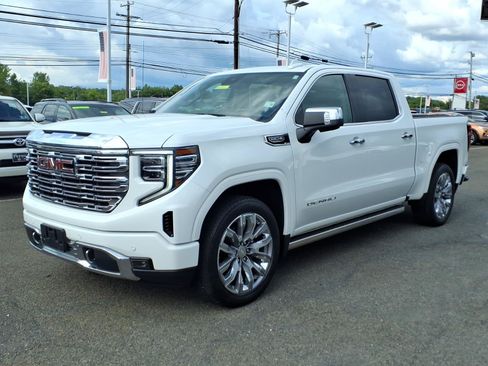Used 2024 GMC Sierra 1500 Denali w/ Denali Reserve Package AWD/4WD image 8
