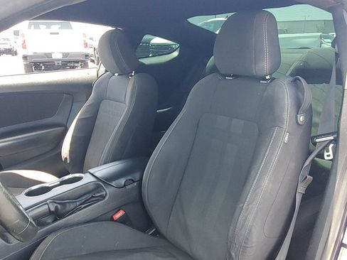 Used 2020 Ford Mustang Coupe RWD image 25