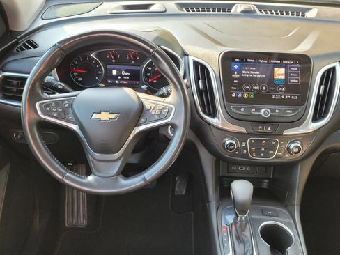 Used 2022 Chevrolet Equinox LT FWD image 19