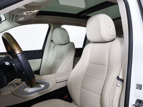 Used 2022 Mercedes-Benz GLE 350 4MATIC image 7