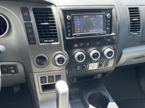 Used 2016 Toyota Sequoia Limited w/ Safety & Convenience Package AWD/4WD image 15