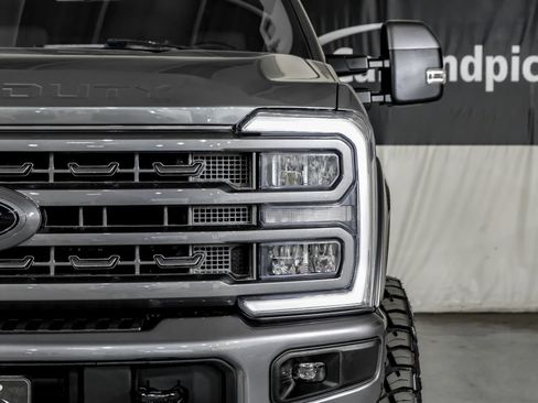 Used 2024 Ford F250 XLT w/ Black Appearance Package AWD/4WD image 40