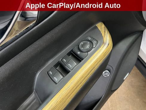 Used 2017 GMC Acadia Denali image 23