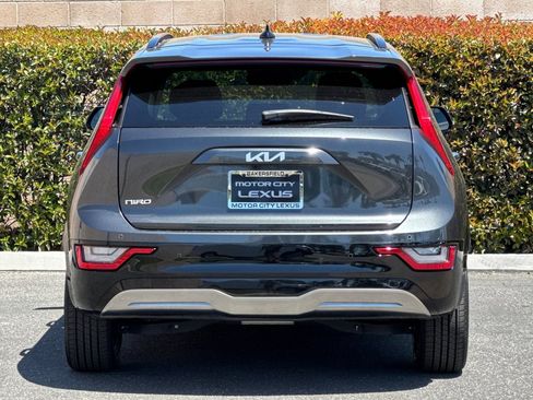 Used 2023 Kia Niro Wave FWD image 5