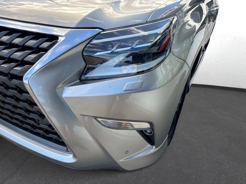 Certified 2020 Lexus GX 460 Premium w/ Premium Package image 9