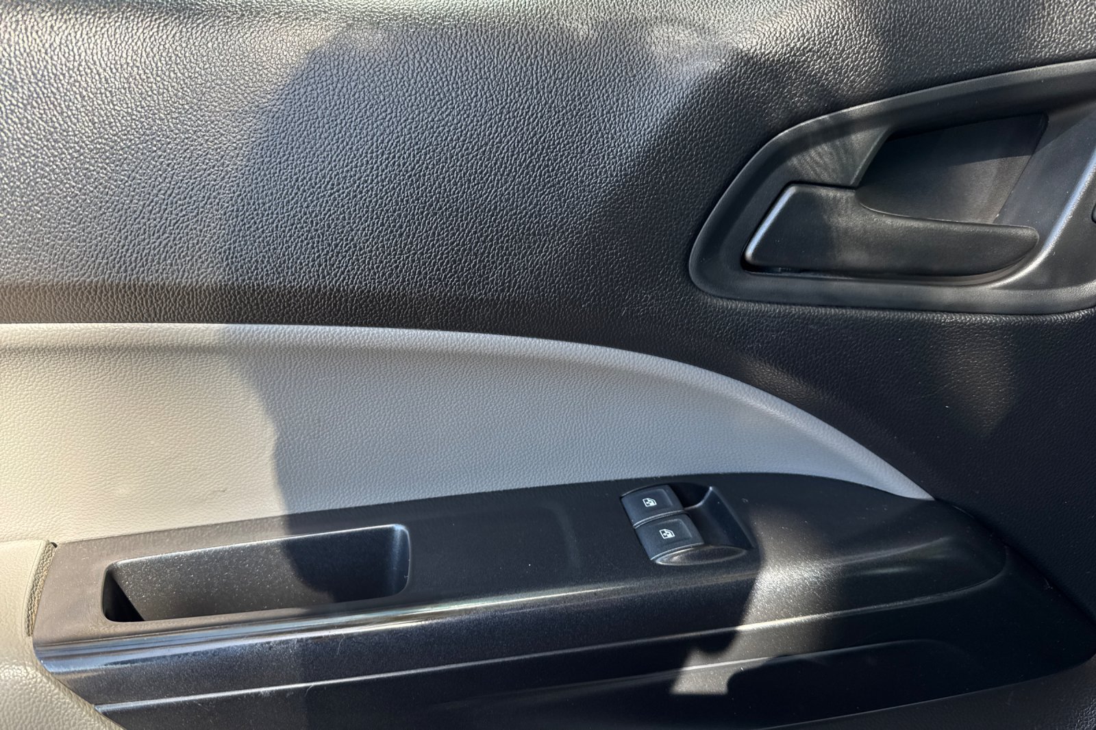 Used 2019 Chevrolet Colorado W/T RWD image 11