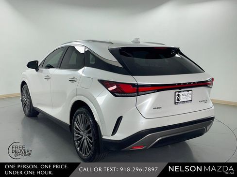 Used 2024 Lexus RX 350 w/ Convenience Package image 8