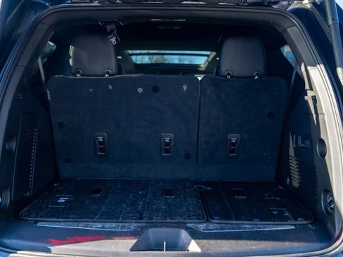 Used 2021 GMC Yukon AT4 w/ AT4 Premium Package image 6