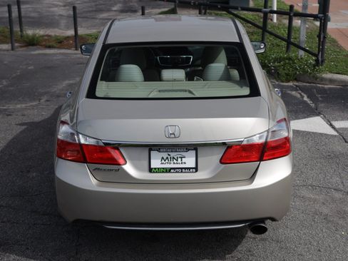 Used 2015 Honda Accord LX image 11