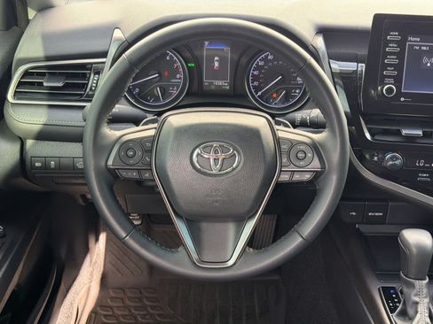 Used 2023 Toyota Camry SE w/ Convenience Package FWD image 16