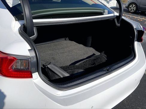 Used 2017 Lexus RC 200t F Sport image 23