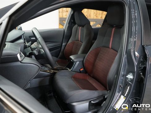 Used 2024 Toyota Corolla SE image 10