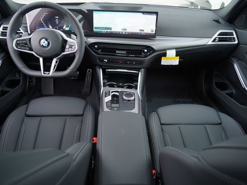 New 2026 BMW 330i Sedan w/ M Sport Package RWD image 17