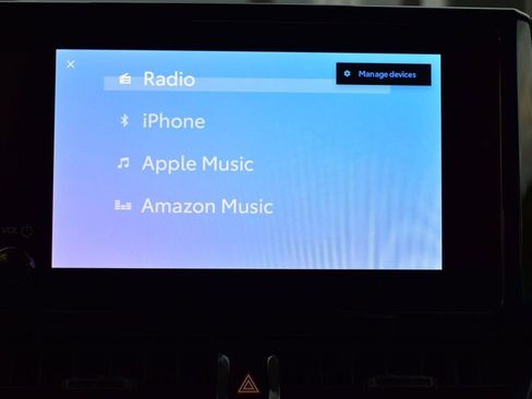 Used 2024 Toyota Corolla LE image 31