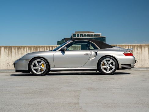 Used 2004 Porsche 911 Turbo AWD/4WD image 3