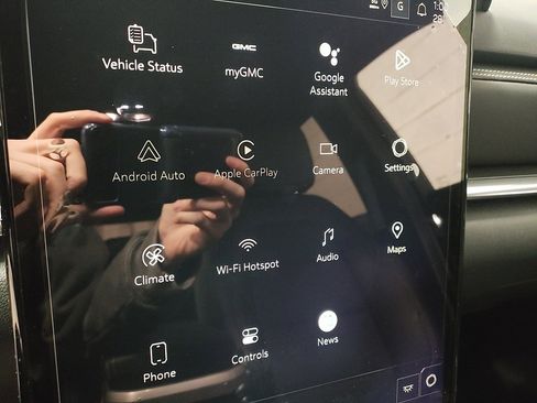 New 2026 GMC Terrain Elevation w/ Elevation Premium Package image 30