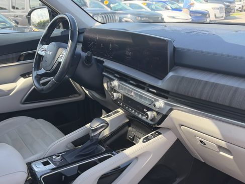 Used 2023 Kia Telluride SX Prestige AWD/4WD image 14