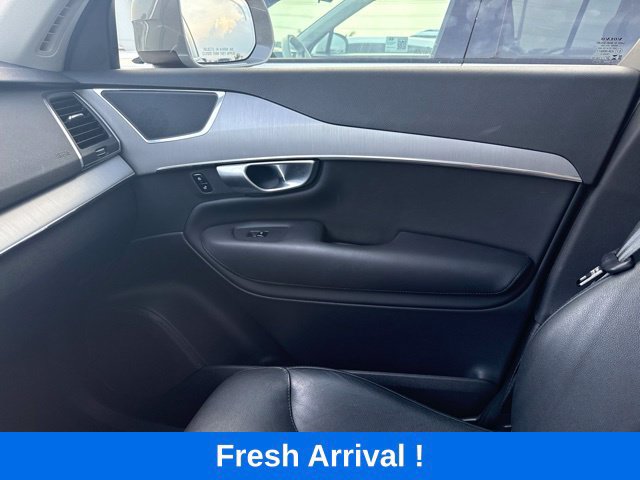 Used 2024 Volvo XC90 B5 Core AWD/4WD image 13