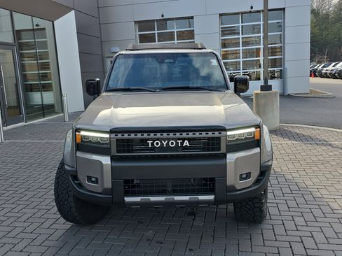 Used 2026 Toyota Land Cruiser image 2