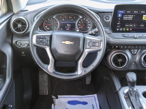 Used 2024 Chevrolet Blazer LT image 18