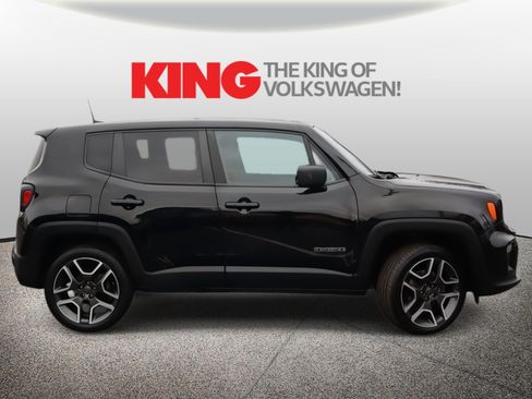 Used 2021 Jeep Renegade Sport image 2