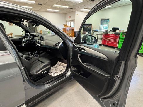 Used 2023 BMW X3 xDrive30i w/ Convenience Package AWD/4WD image 17