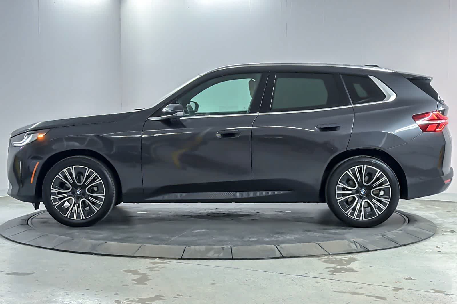 Used 2026 BMW X3 xDrive30i w/ Premium Package AWD/4WD image 5