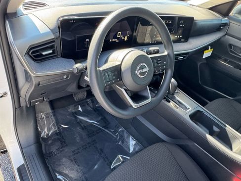 New 2026 Nissan Kicks S image 2