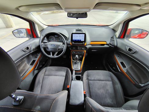 Used 2021 Ford EcoSport SE w/ SE Appearance Package image 2