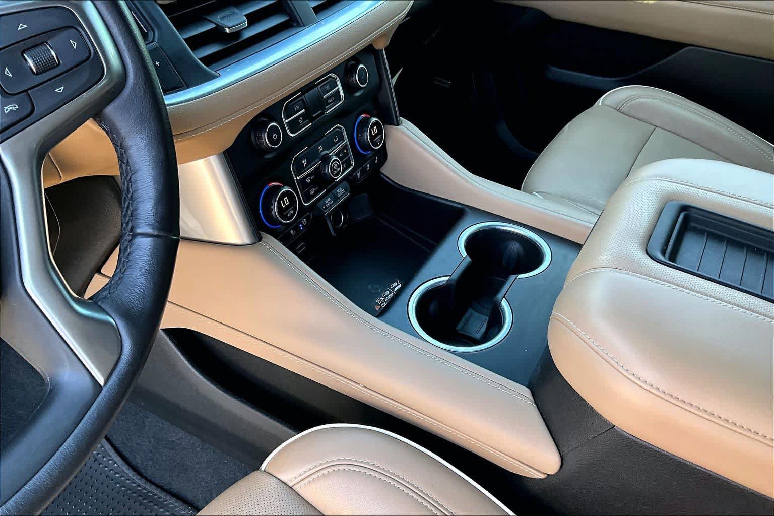 Used 2021 Chevrolet Tahoe Premier RWD image 17