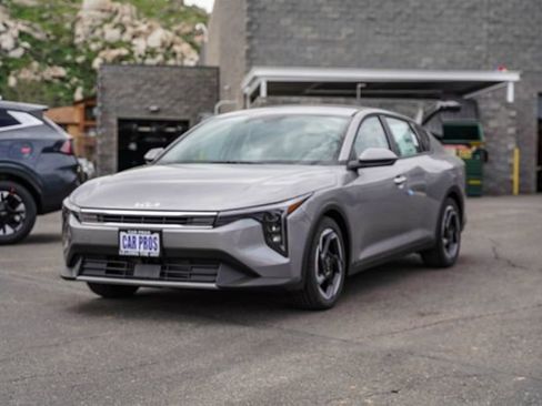 New 2026 Kia K4 EX image 4