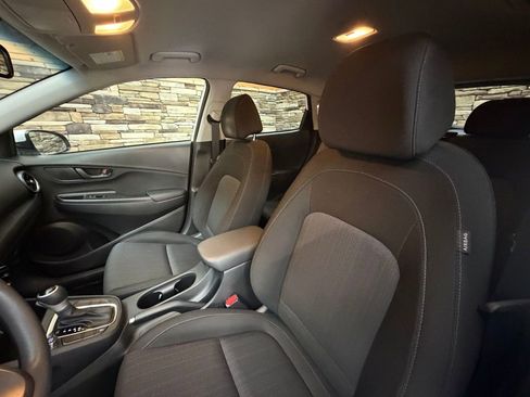 Used 2023 Hyundai Kona SEL image 12