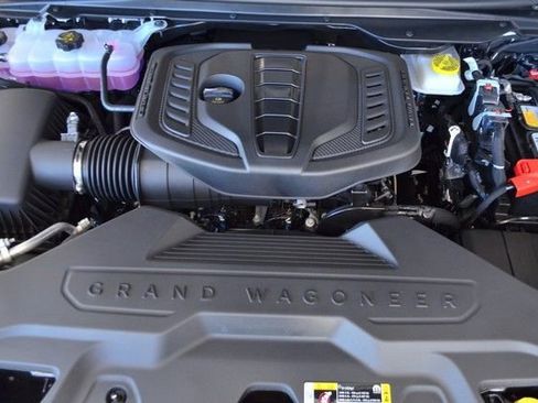 New 2026 Jeep Grand Wagoneer 4WD image 37