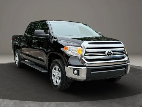 Used 2016 Toyota Tundra SR5 image 3