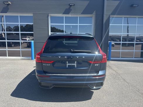 Used 2025 Volvo XC60 B5 Plus w/ Protection Package Premier image 3