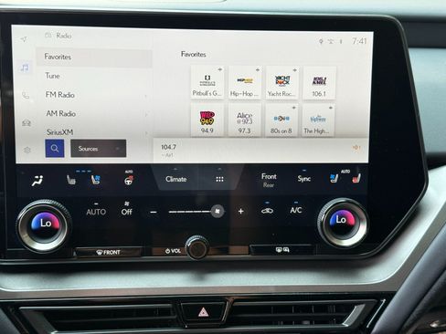 Used 2024 Lexus TX 500h AWD w/ Technology Package image 28