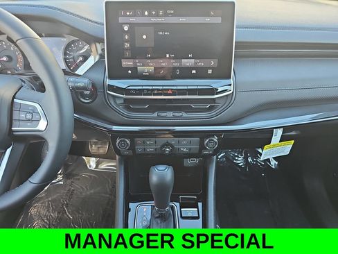 New 2026 Jeep Compass Latitude AWD/4WD image 19